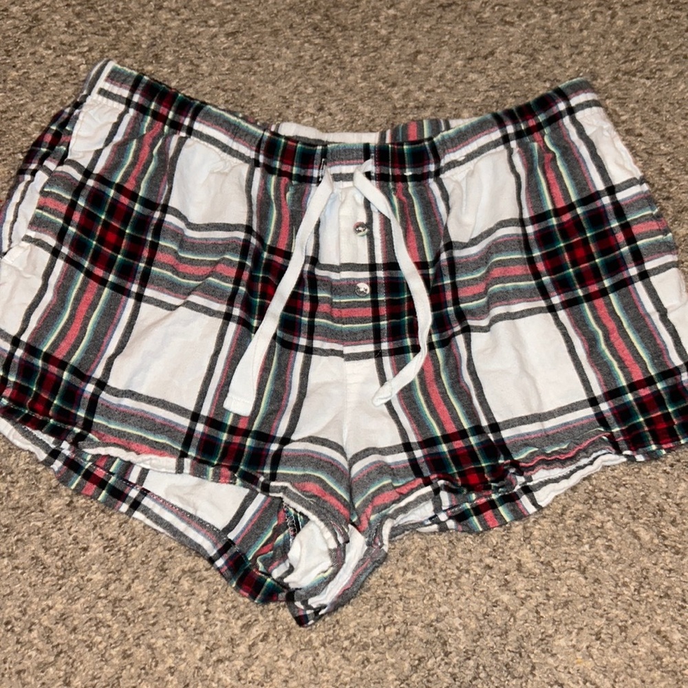 Relaxing shorts for causal at home